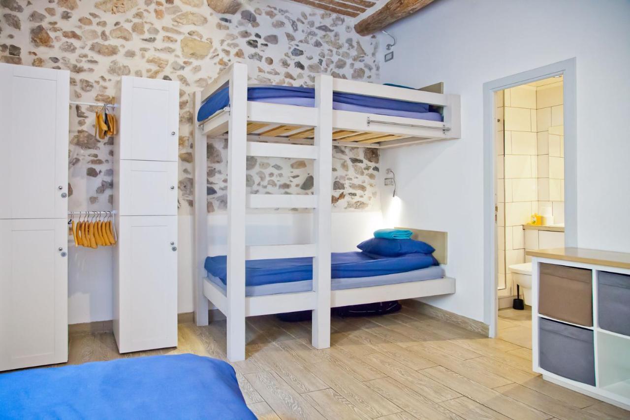 Hostel Oasis Antibes Exterior foto